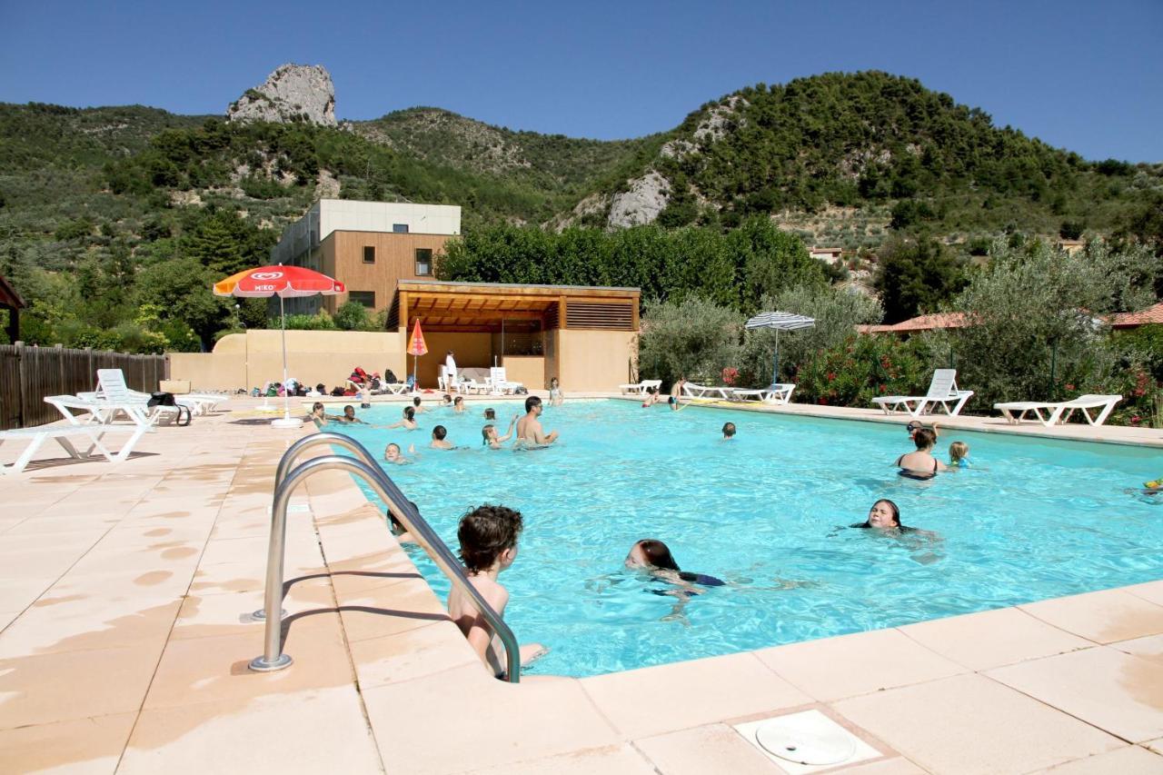 La Fontaine D'Annibal Hotel Buis-les-Baronnies Exterior photo